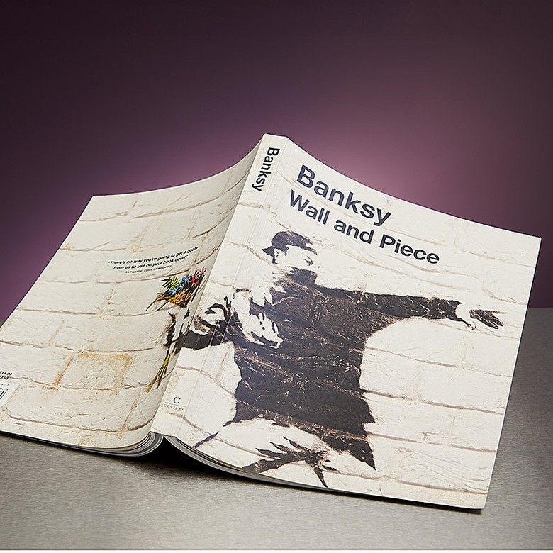 BANKSY 「Wall and Piece」英語版 バンクシー作品集「Banksy: Wall and Piece」（英語版）【30%OFF